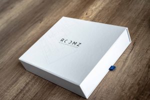 ROOMZ Experience Box