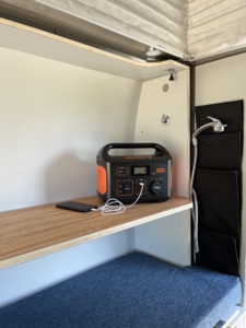 Jackery PlugVan