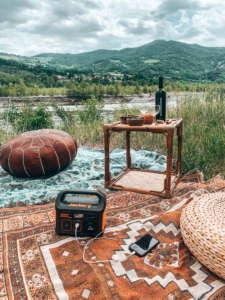 Jackery Explorer 240