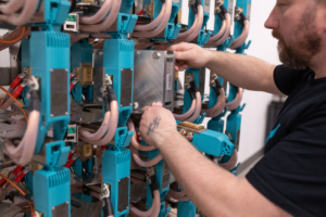 Voltavision Zellkontaktiersystem KSP-600 Prüfling